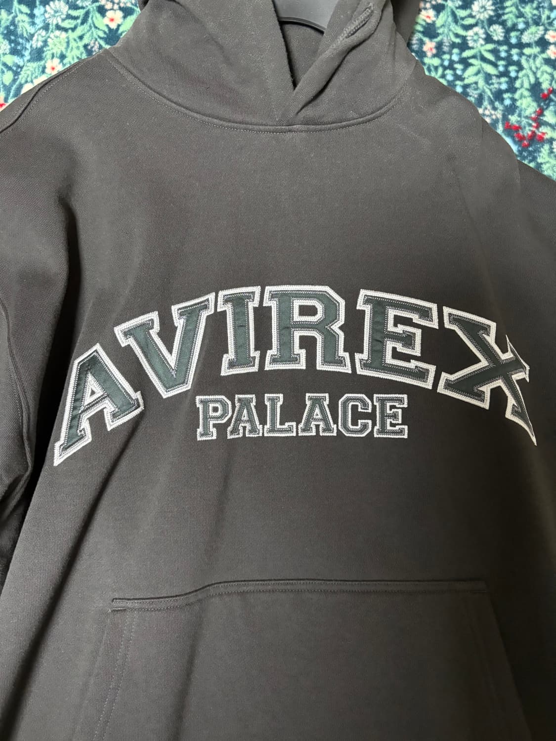 팔라스 x 아비렉스 후드 긴팔 블랙 상품이미지2