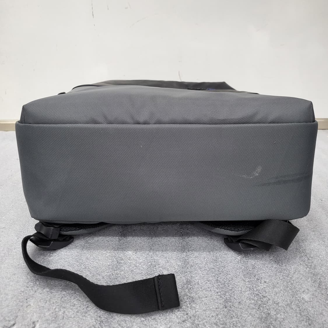 샘소나이트 정품 RED ARZOE 백팩 45x30cm 상품이미지6