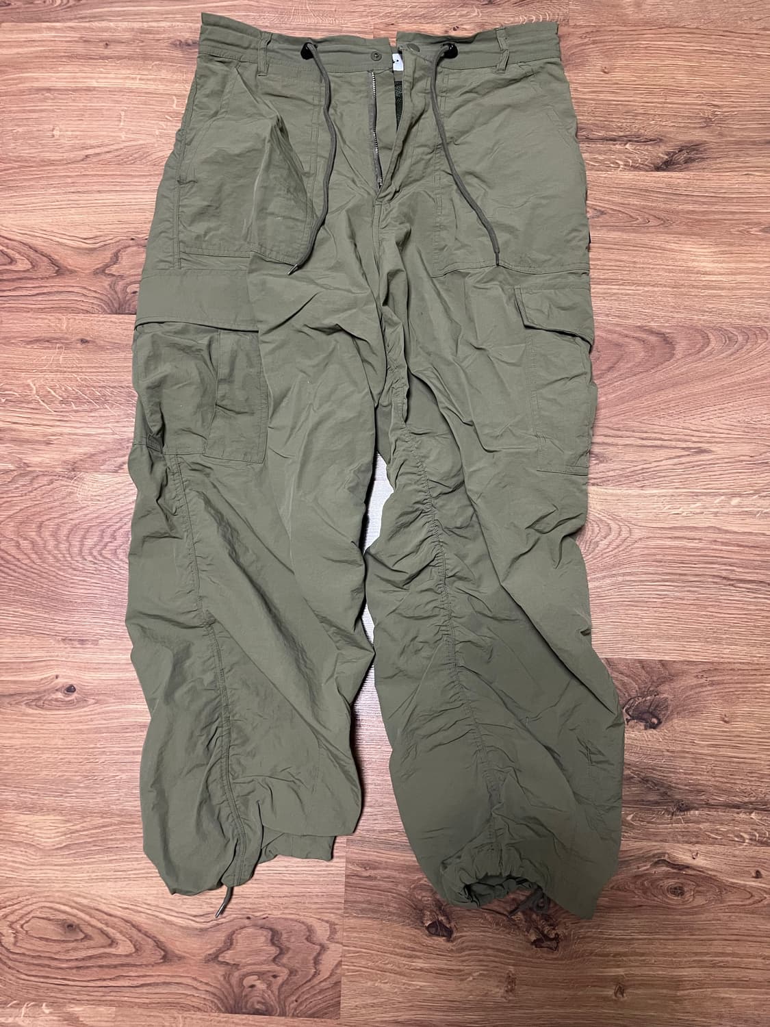 엑스톤즈 카키 카고팬츠 판매합니다. 상품이미지2