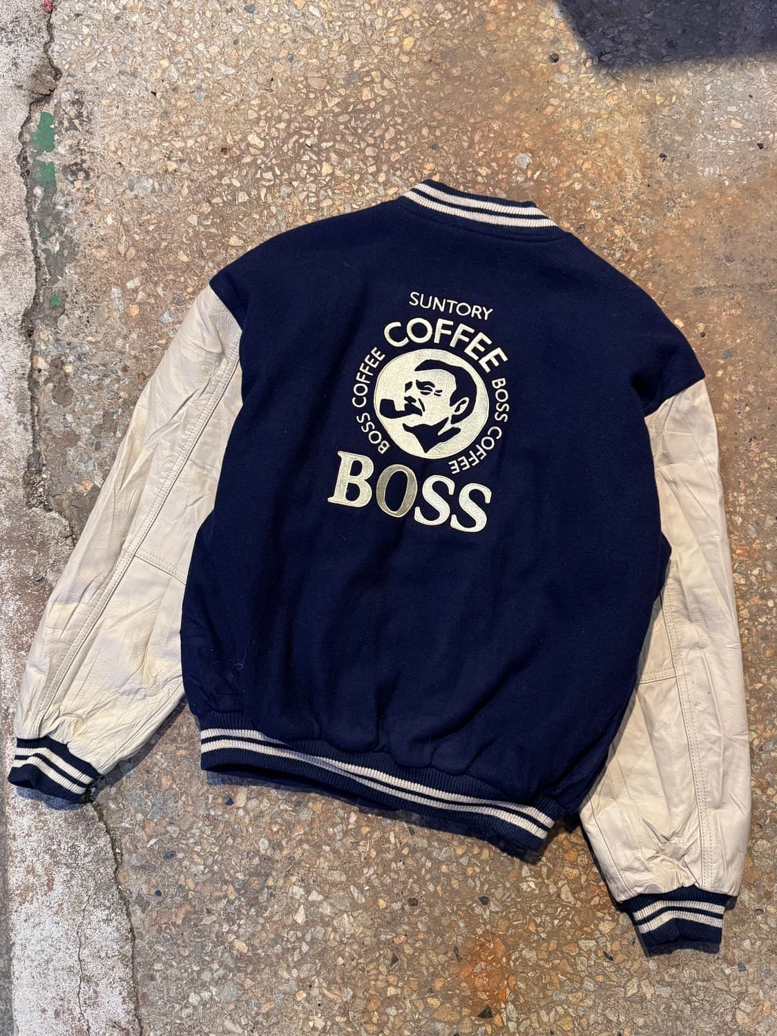 산토리 커피 보스 가죽 울 바시티자켓 상품이미지1