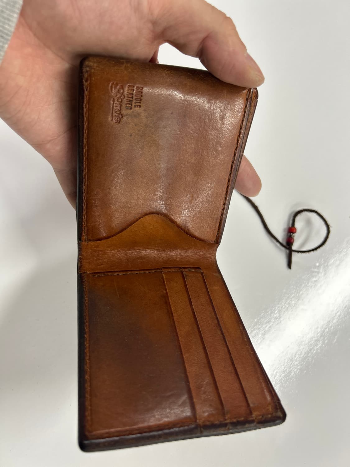 goros 고로스 다크브라운 콘초 새들레더 반지갑 상품이미지8