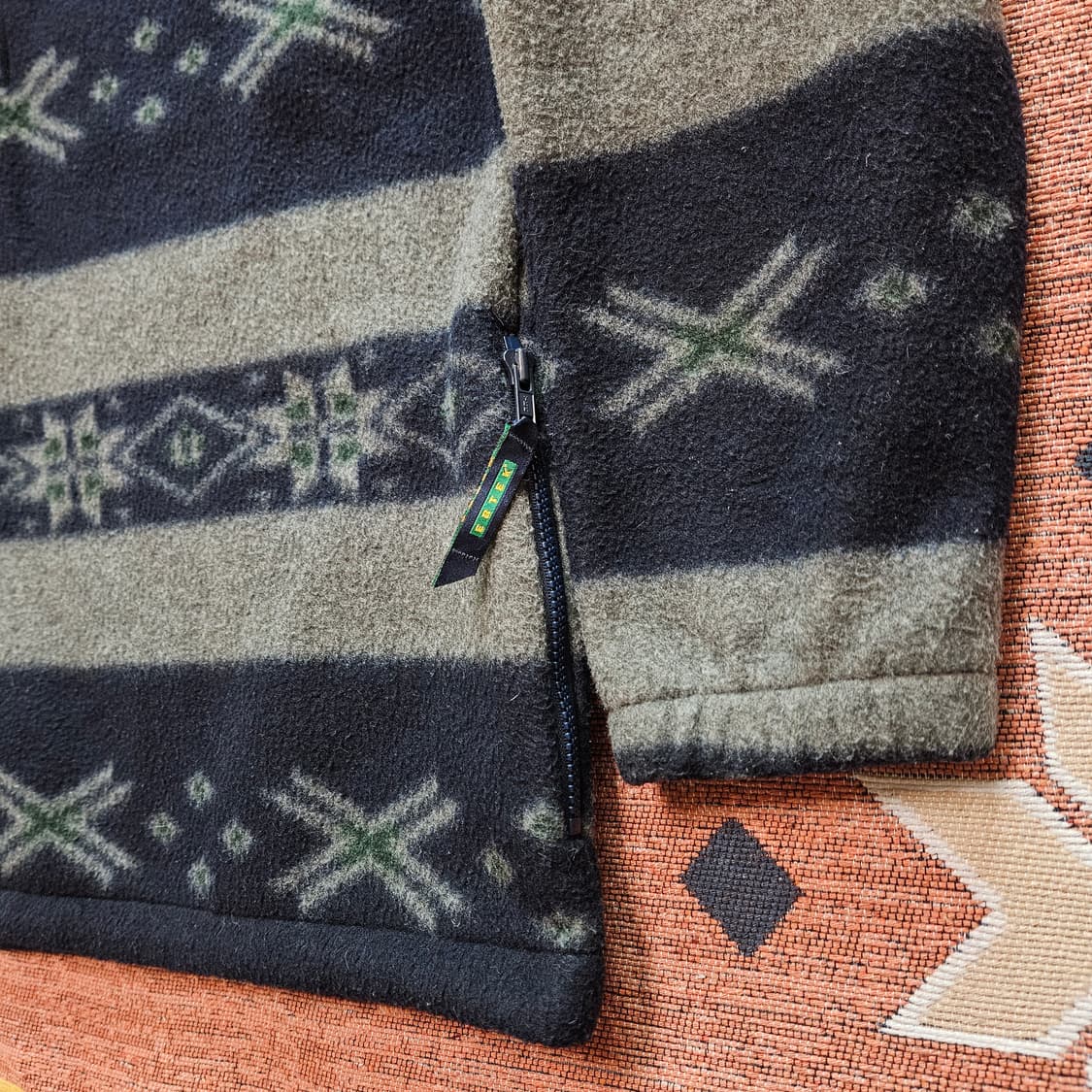 90s 에디바우어 아즈텍 플리스 풀오버 상품이미지5