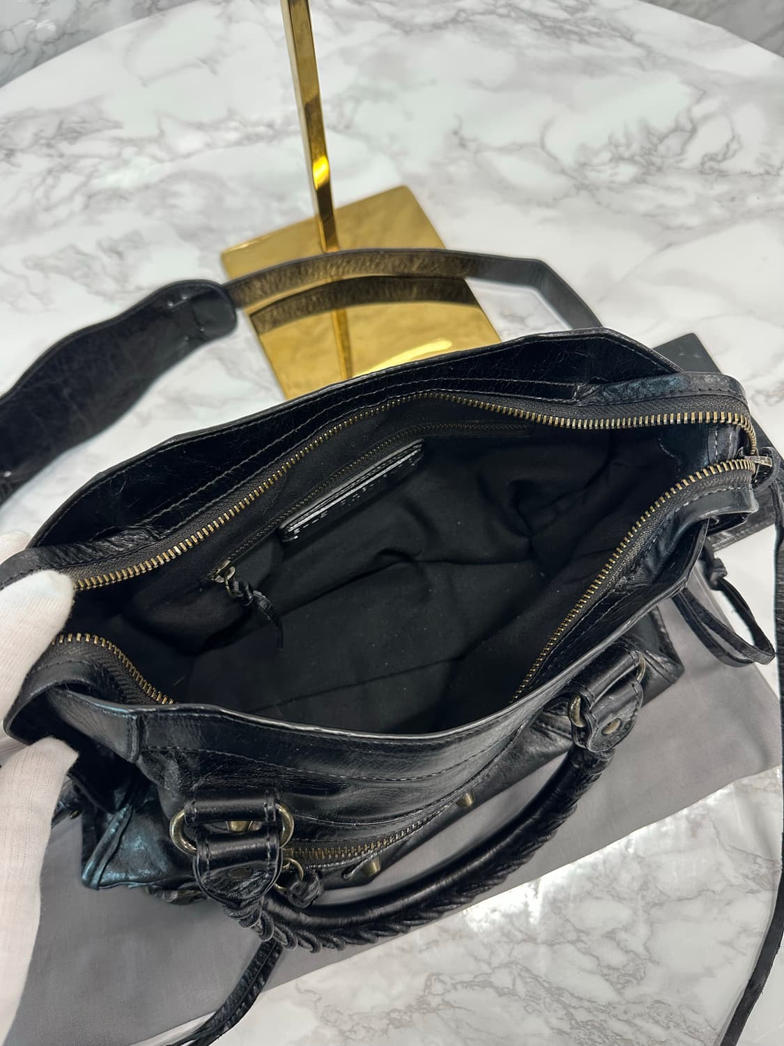 발렌시아가 모터 시티백 블랙 상품이미지8