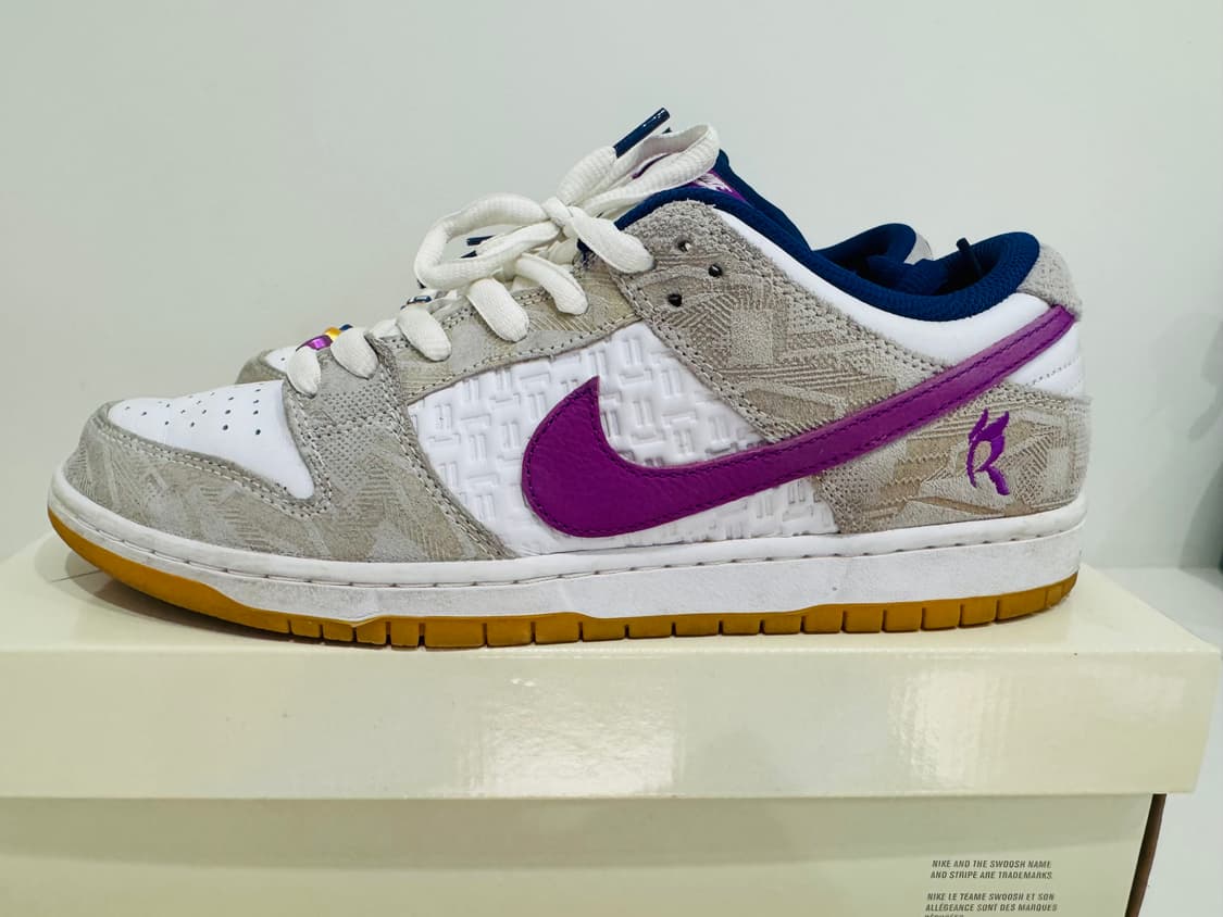 [290] 나이키 SB 덩크 로우 레이사 릴 퓨어 플래티넘 비비드 퍼플 상품이미지4