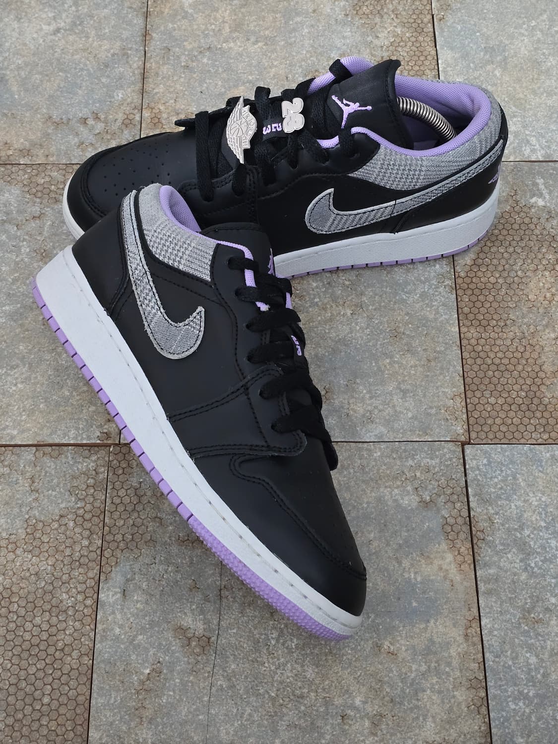 (245)나이키 조던 1 로우 se 블랙 라일락  상품이미지6