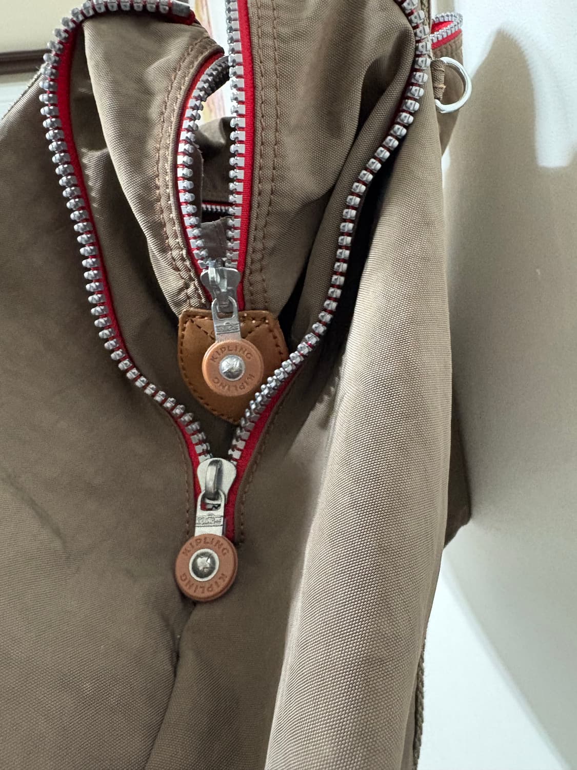 키플링 브라운 토트백 상품이미지3