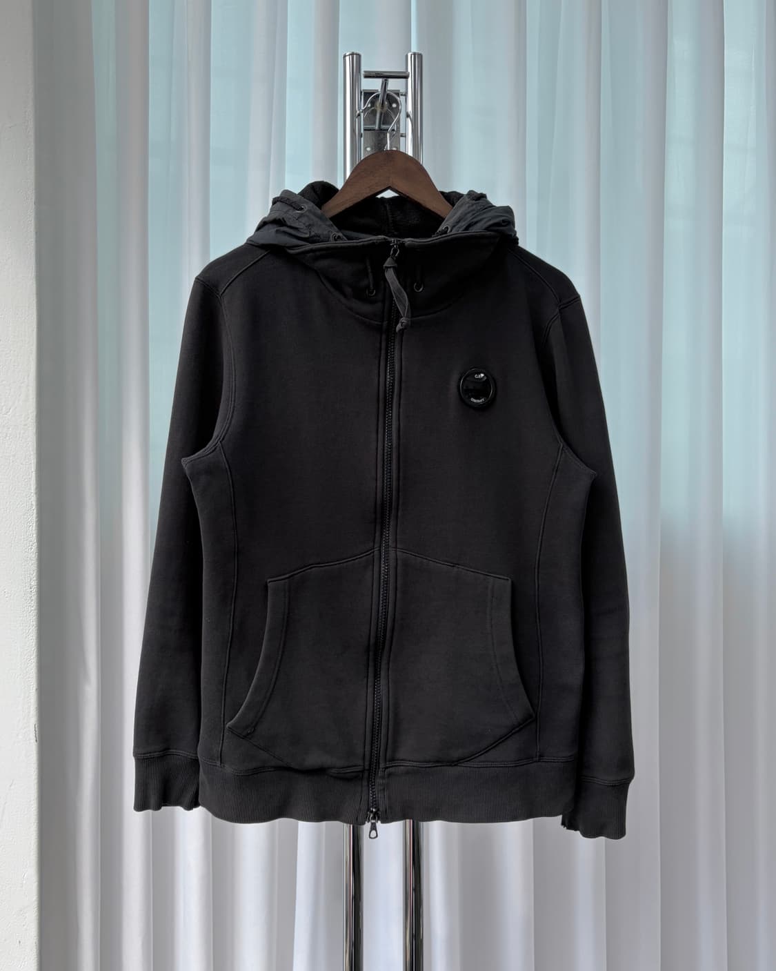 [M]CP컴퍼니 C.P.COMPANY 렌즈 후드집업 상품이미지5