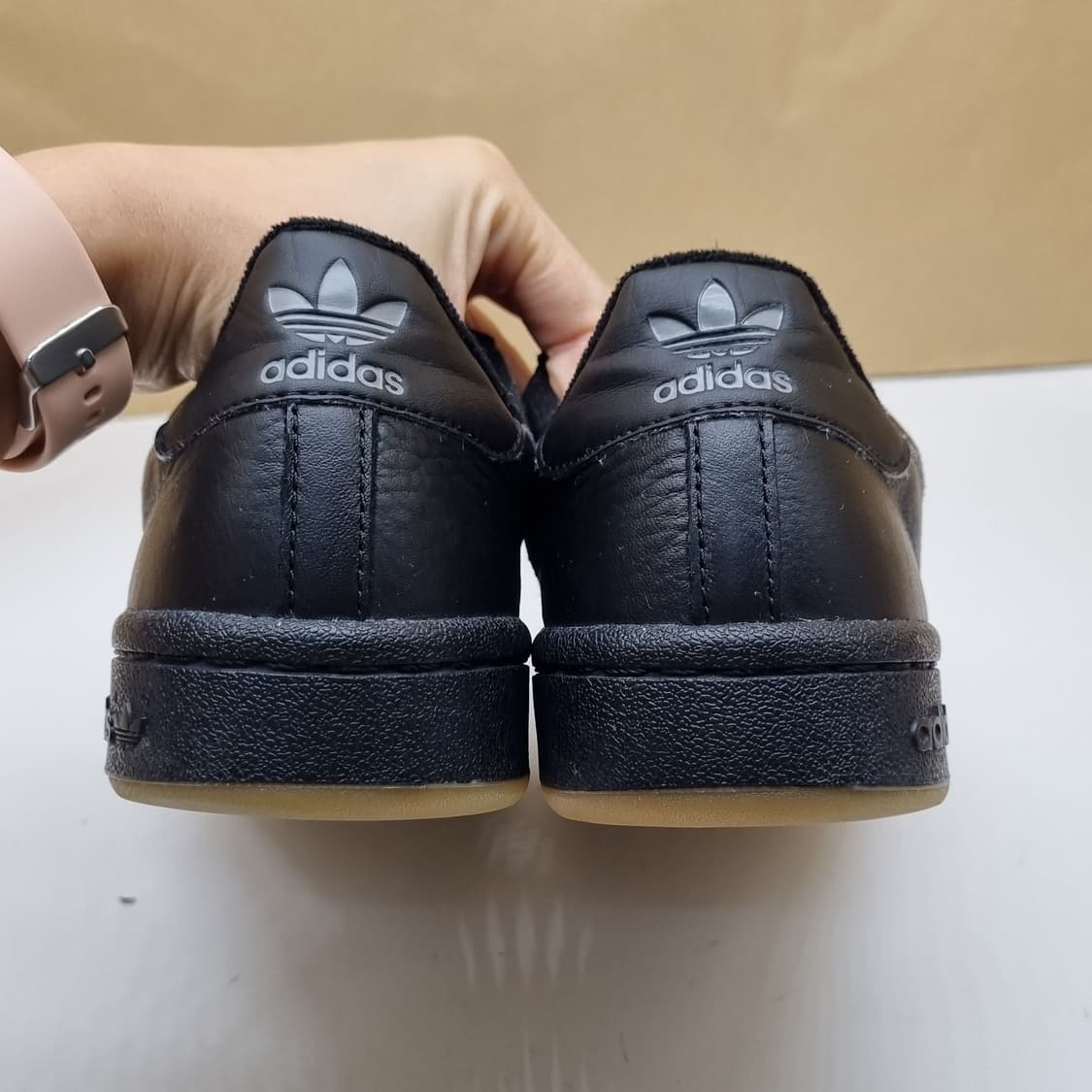 아디다스 컨티넨탈80 블랙 스니커즈 255. 상품이미지4