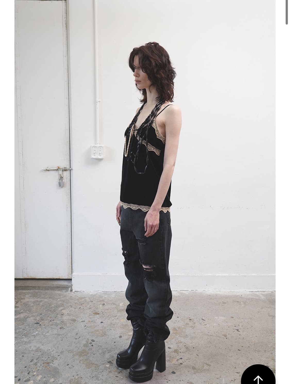 데어드LACE TRACED VELVET CAMISOLE 상품이미지2