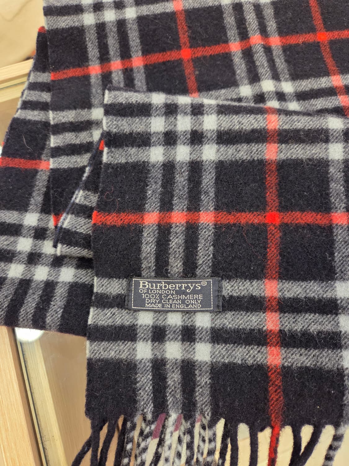 버버리 캐시미어 노바체크 머플러 네이비 상품이미지3