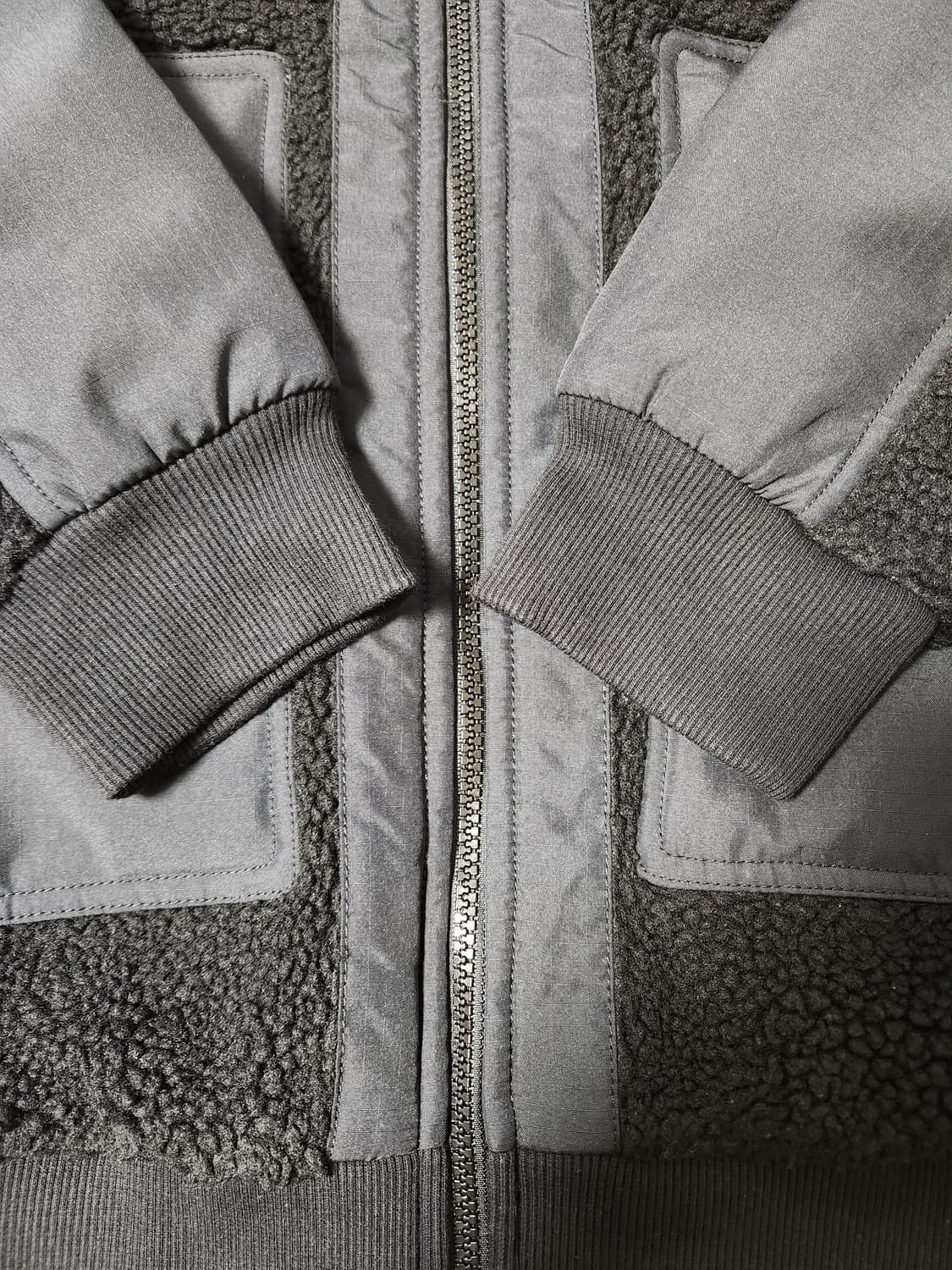 새상품급) 아디다스 PRSVE BOS 쉐르파 재킷 HP1388 사이즈s지 상품이미지7