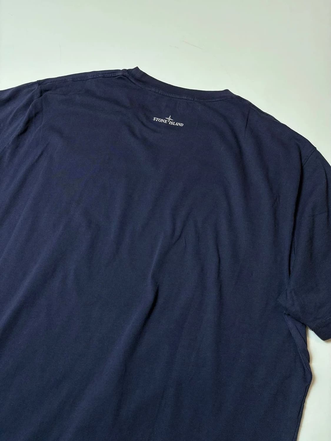 스톤아일랜드 리플렉티브 로고 프린팅 코튼 반팔 티셔츠 PN8559 상품이미지5
