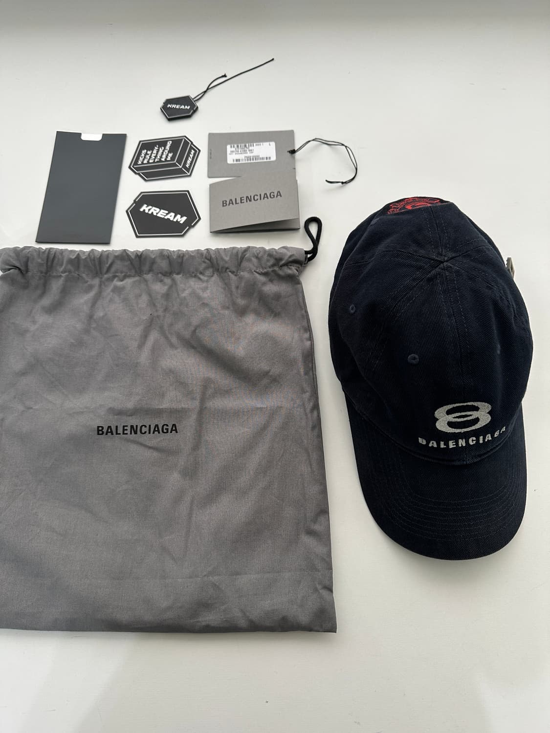 발렌시아가 유니티 스노우보드 캡 네이비 블루 상품이미지1