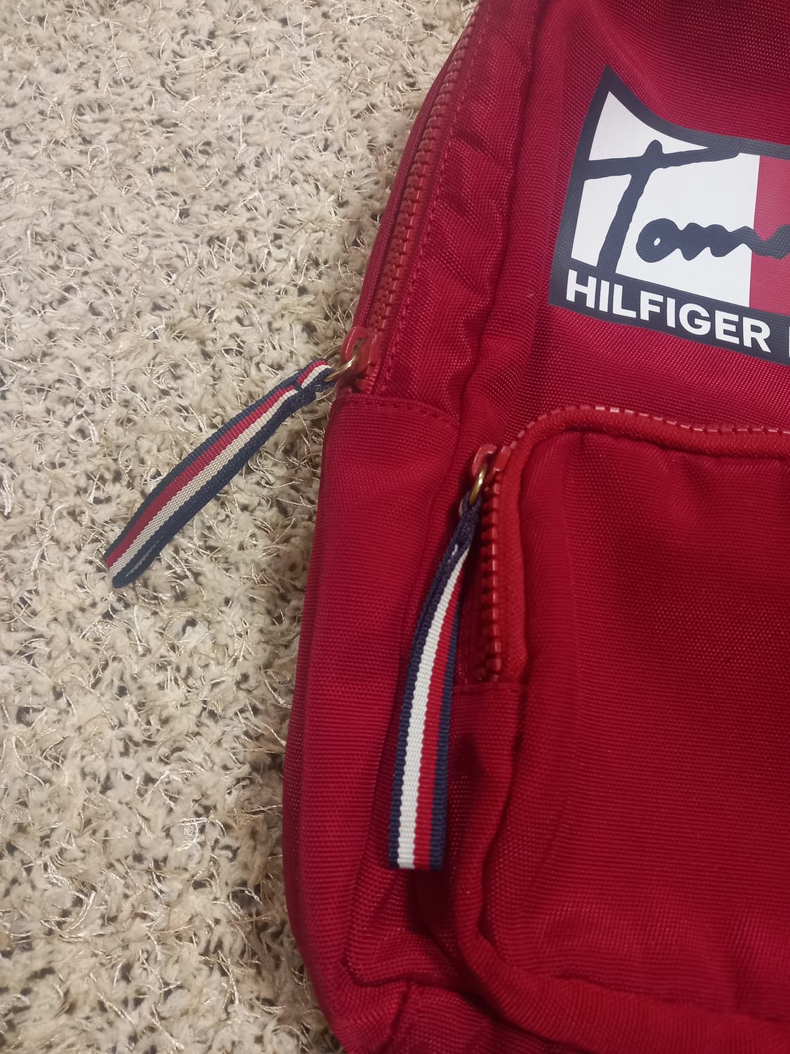 타미힐피거 슬링백팩 상품이미지3