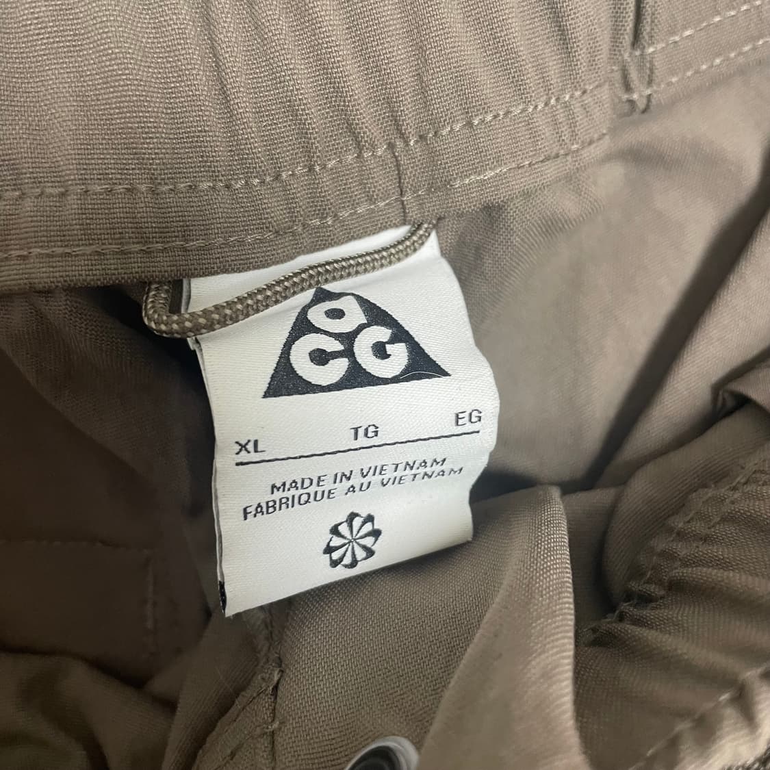 나이키 ACG 카고반바지 아이언스톤 (XL) 상품이미지3