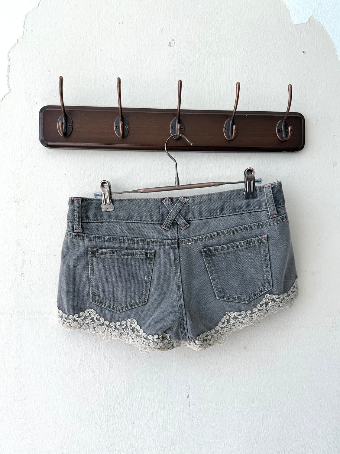gray fairy lace detail short denim pants 상품이미지4