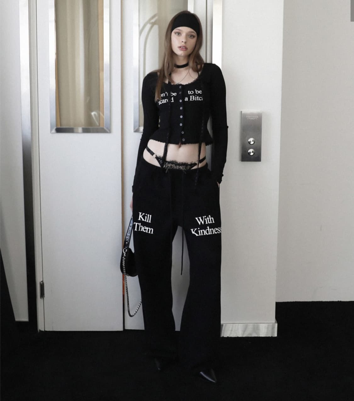 배드블러드 킬뎀 조거팬츠 블랙 상품이미지1