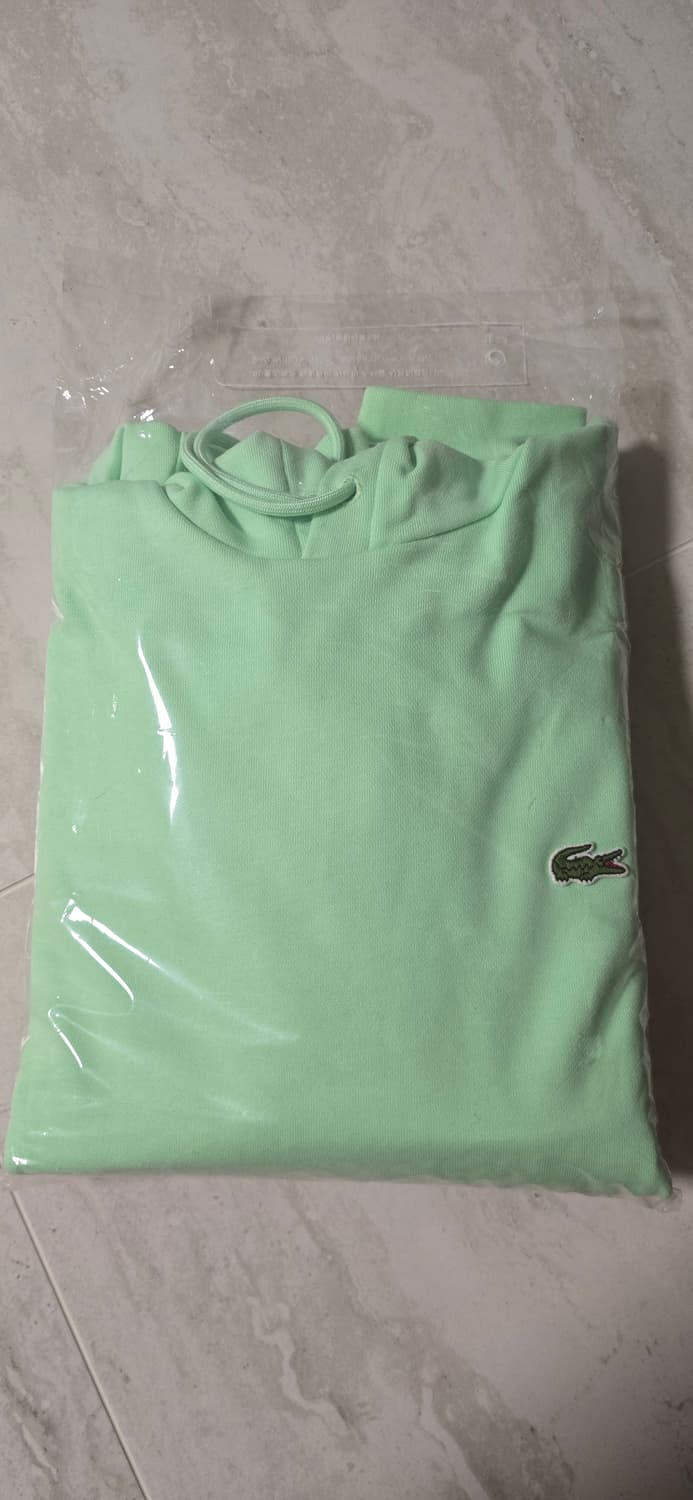 라코스테 후드 100사이즈 팝니다(공용가능) 상품이미지2