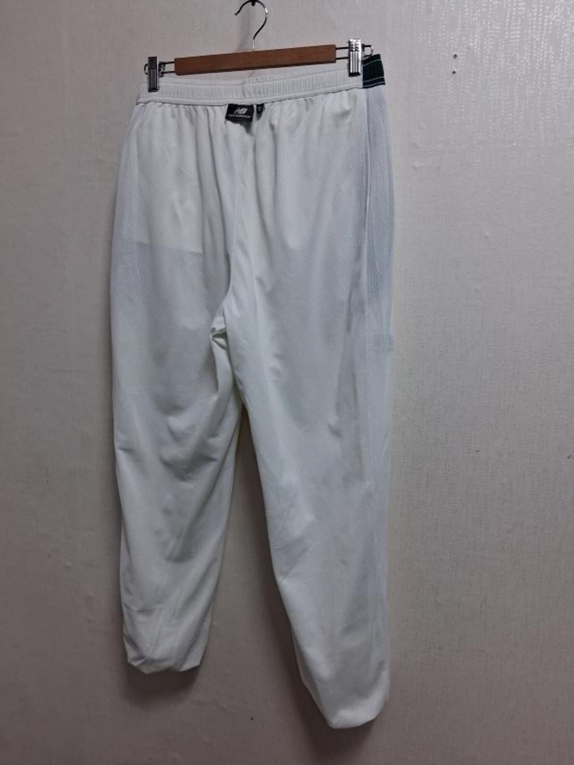 뉴발란스 아이보리 바람막이팬츠 매시안감 여성27 28 까지 표기남m 작은 상품이미지3