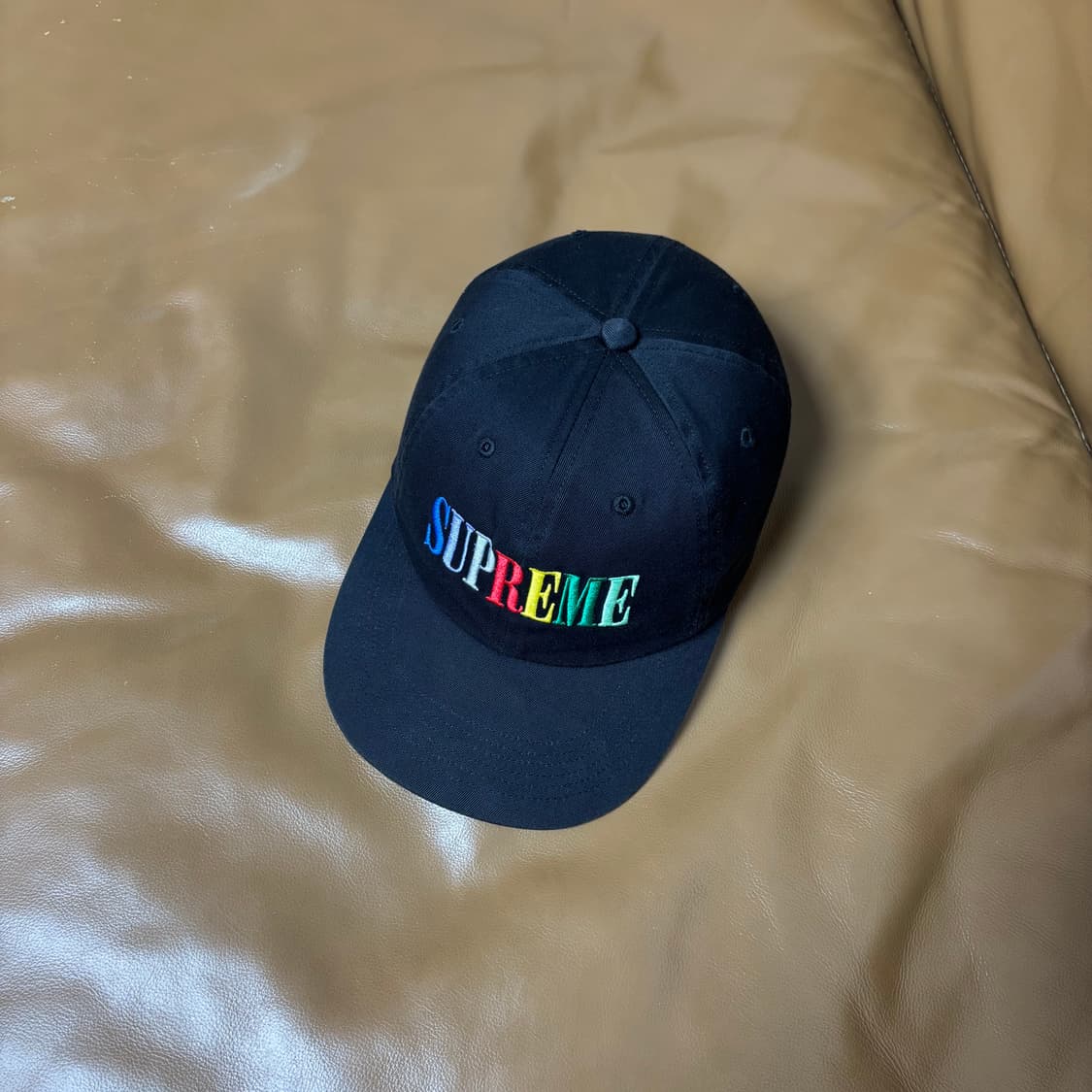 슈프림 6패널 볼캡 모자 멀티 컬러 로고 블랙 상품이미지5