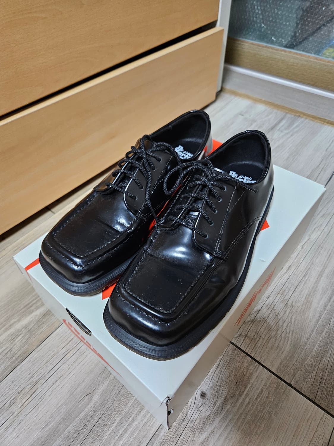 닥터마틴 더 로우 260 상품이미지1