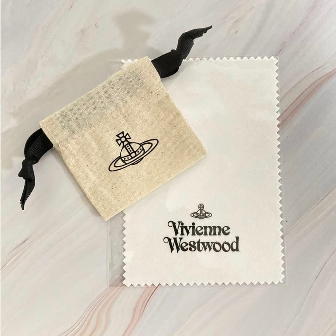 비비안웨스트우드 아카이브 실버 골드 orb 로고 스터드 귀걸이(새상품) 상품이미지3