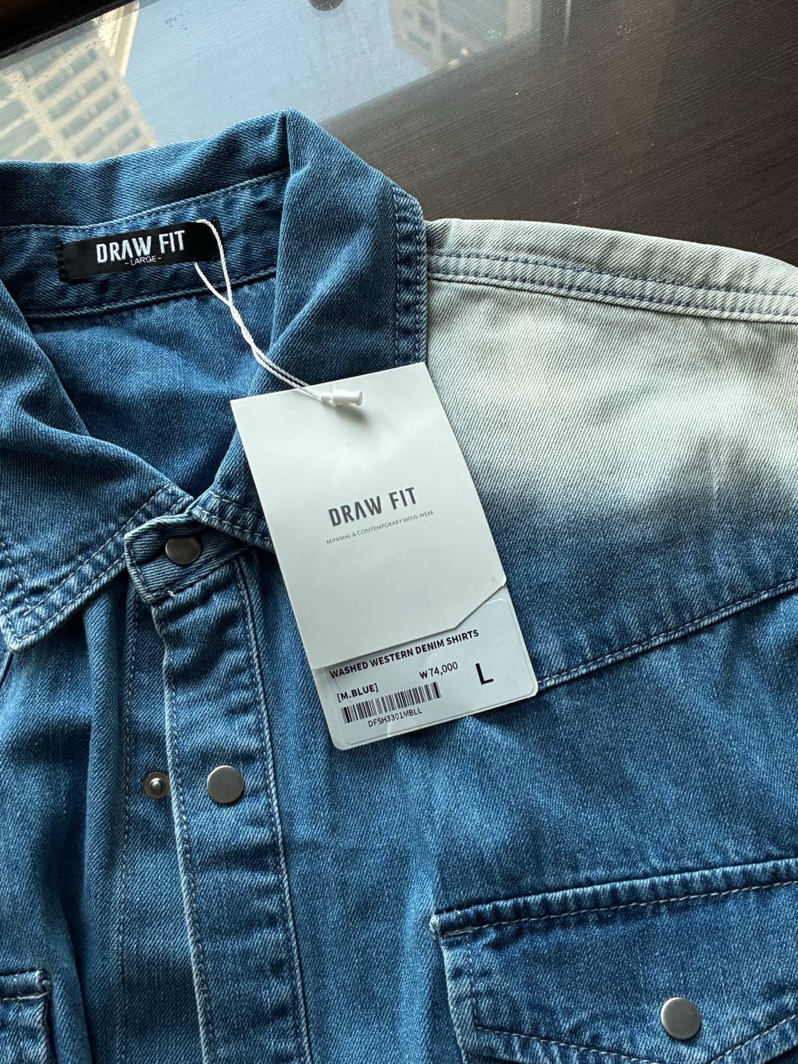 (새상품)(L) 드로우핏 워시드 웨스턴 데님 셔츠 MIDDLE BLUE 상품이미지9