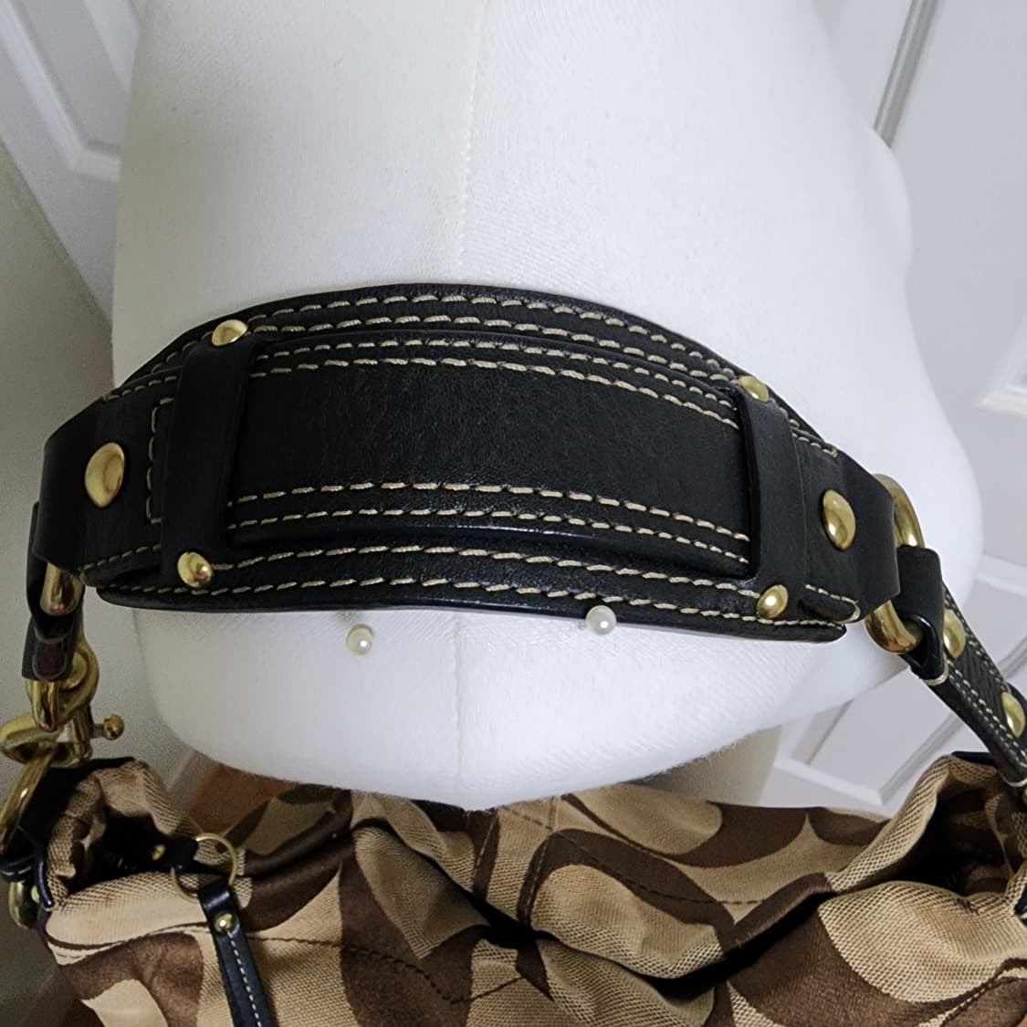 코치 숄더백  상품이미지3