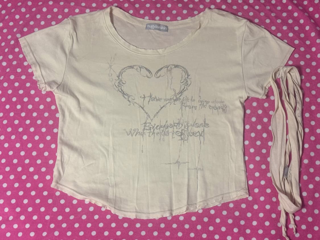 허그유어스킨 하트오너먼트 스카프 탑 상품이미지1