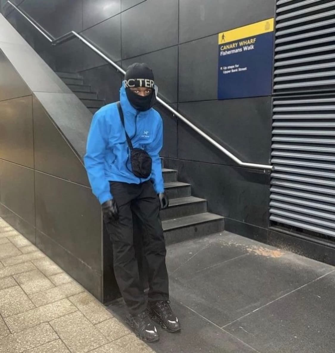 아크테릭스 베타 AR 고어텍스 바람막이 자켓 블루 상품이미지1