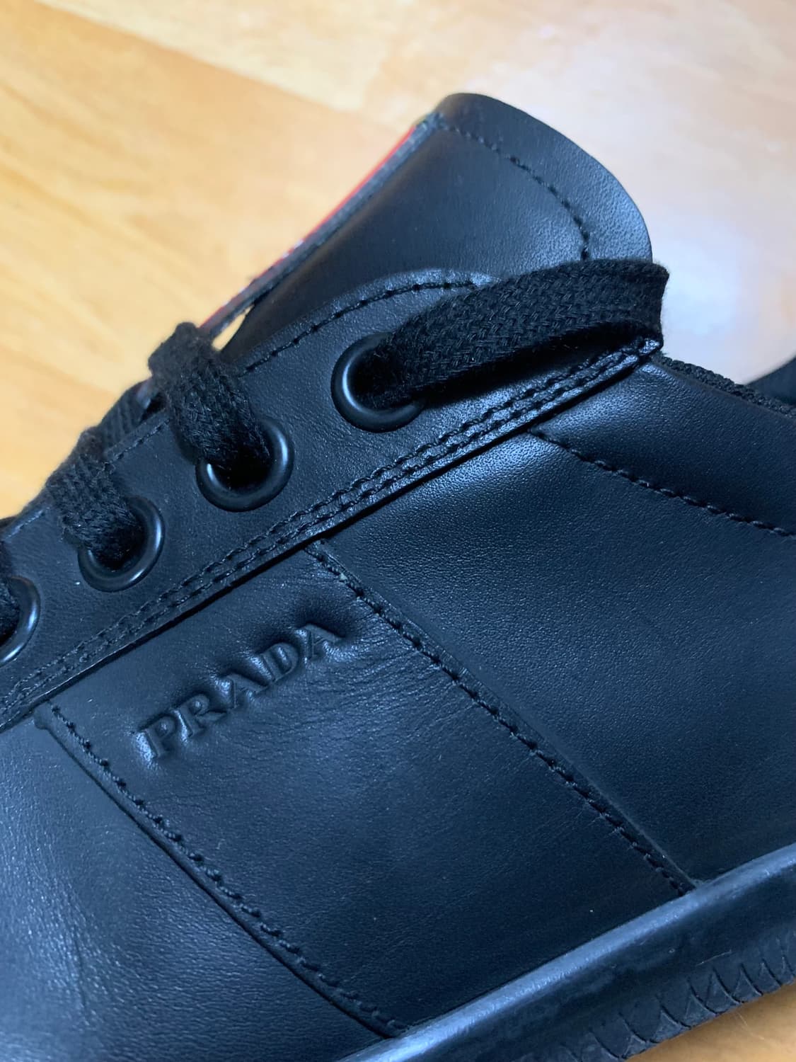 PRADA 프라다 스포츠 로우탑 스니커즈(올-레더)8.5 사이즈 상품이미지3