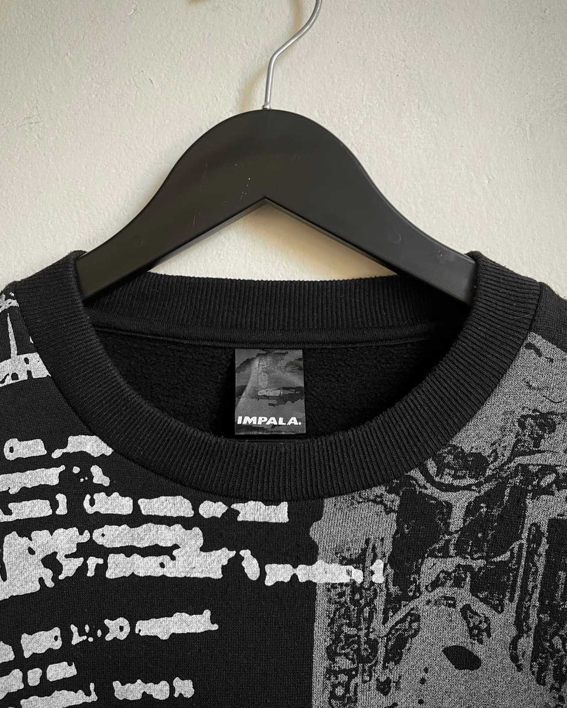 90-00s IMPARA Japan Lettering Sweatshirt 상품이미지5