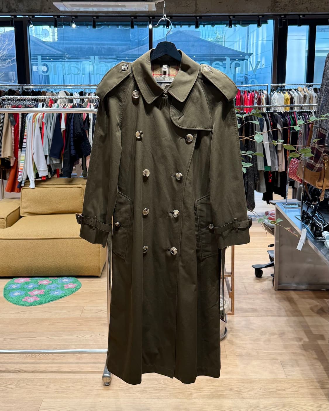 버버리 카키 더블 헤리티지 트렌치 코트 상품이미지1