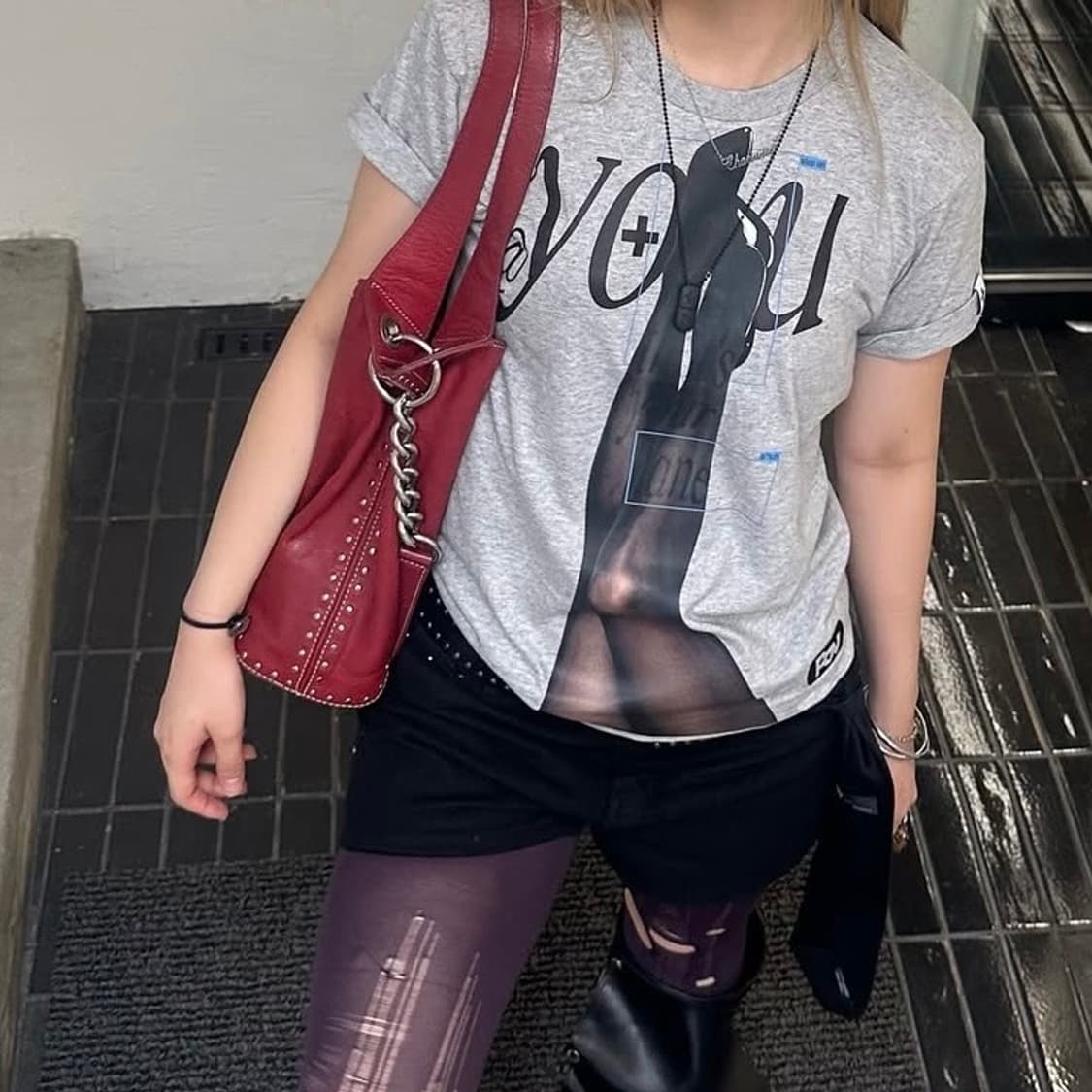 더스파이시감자크럽 N1PD tee (errors)+ 알약목걸이yellow 상품이미지1