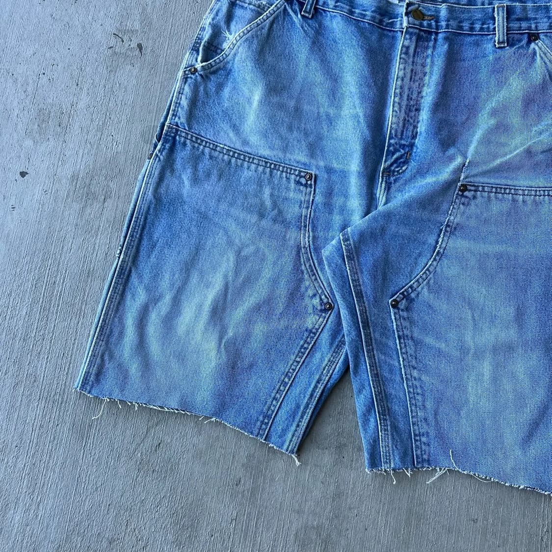 🇧🇷 빈티지 칼하트 더블니 데님 카펜터 쇼츠 상품이미지3
