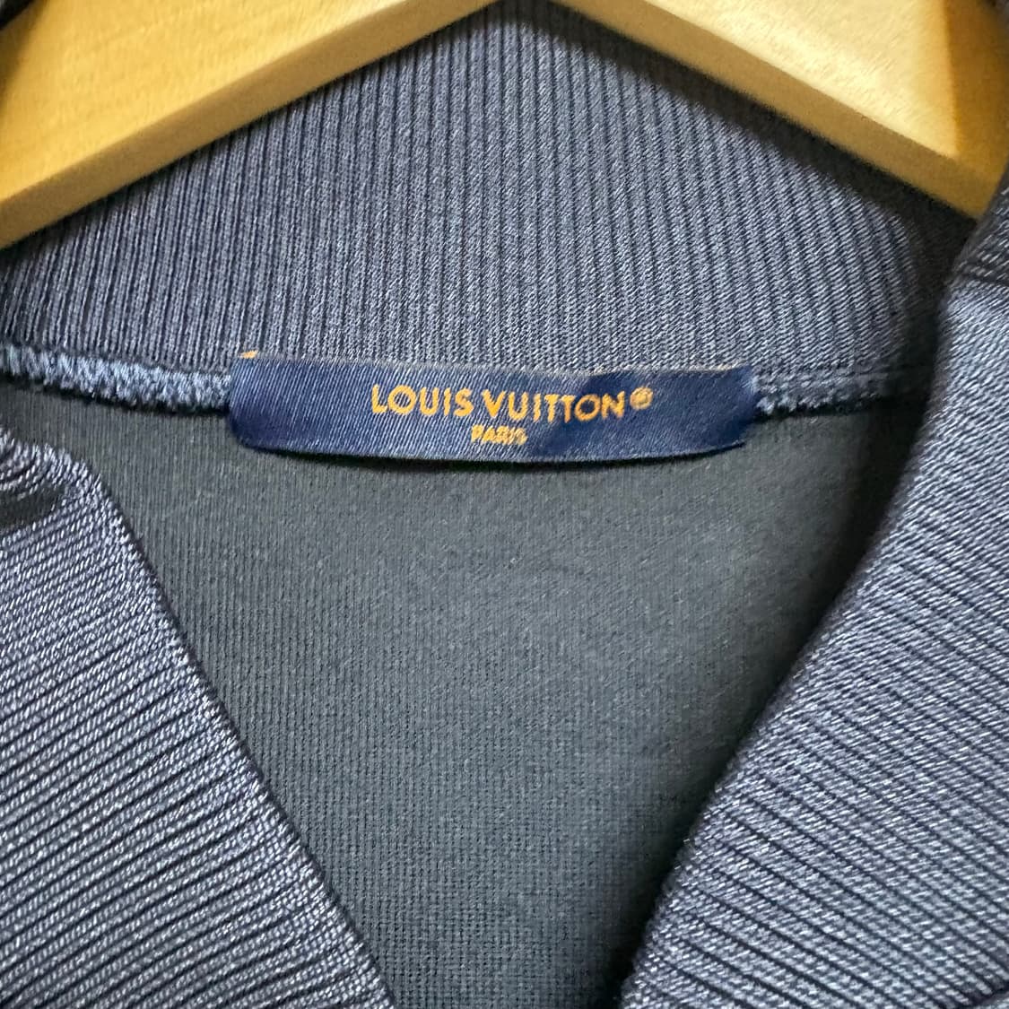 [L/새상품급] 루이비통 모노그램 사이드로고 플라워 집업 자켓 상품이미지3