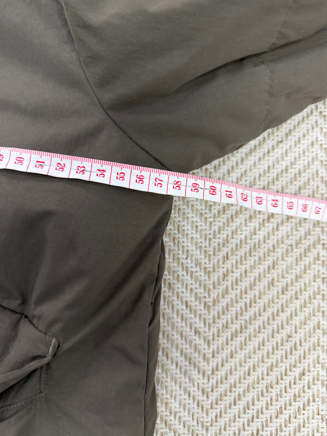 정품) COS 코스 여성 오버핏 숏패딩 36 상품이미지9