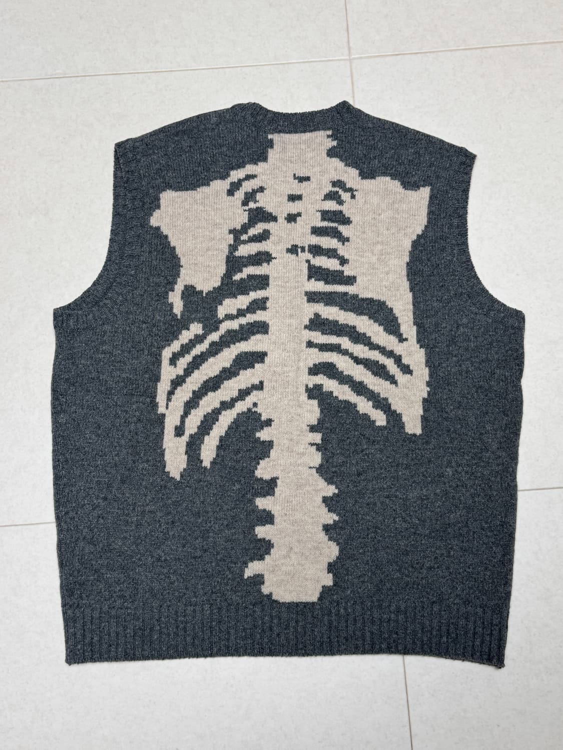 캐피탈 본 베스트 그레이 3사이즈 상품이미지1