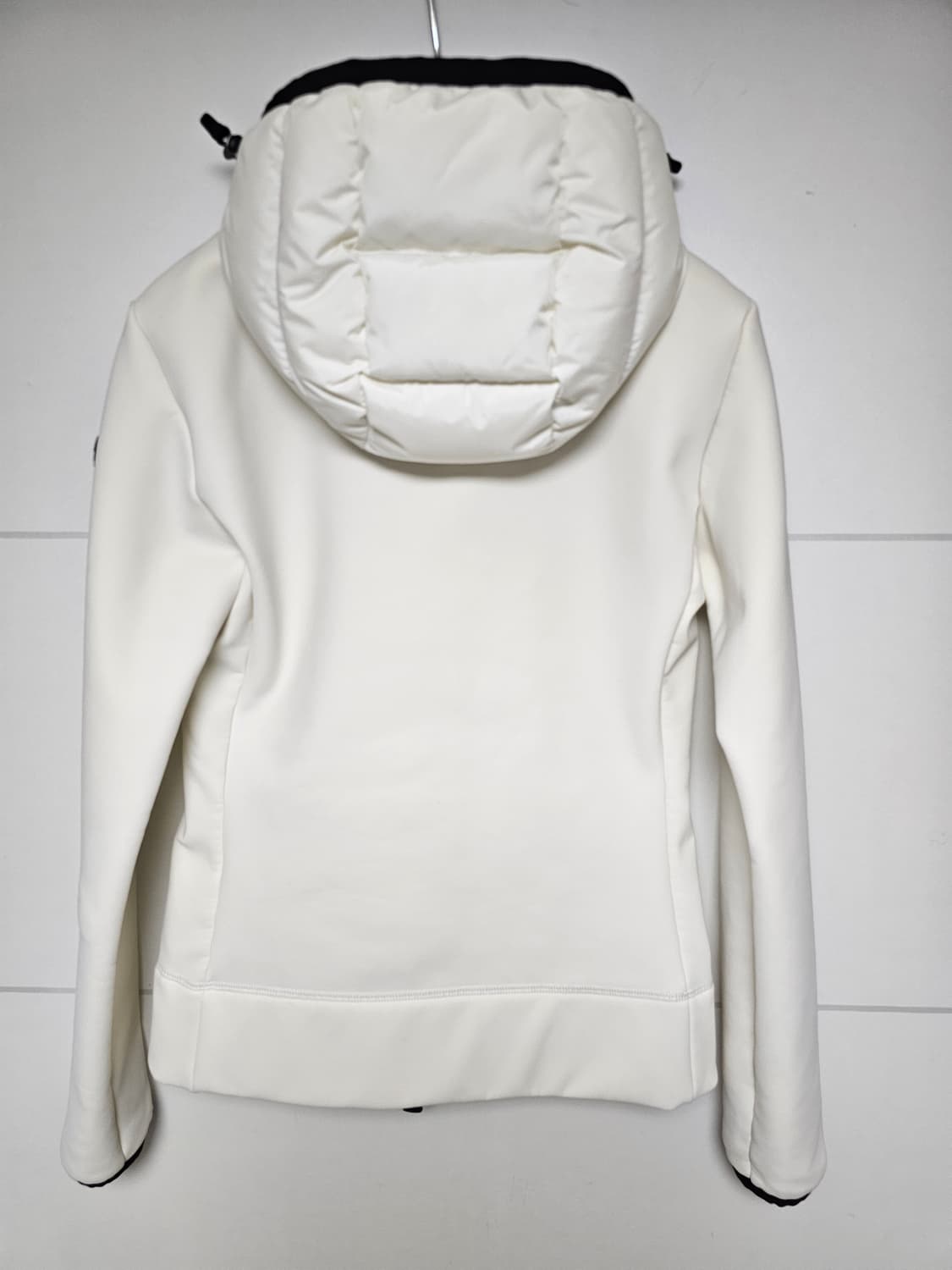 몽클레어 21ss 그레노블 후드패딩(S/정품/민트급상태) 상품이미지6