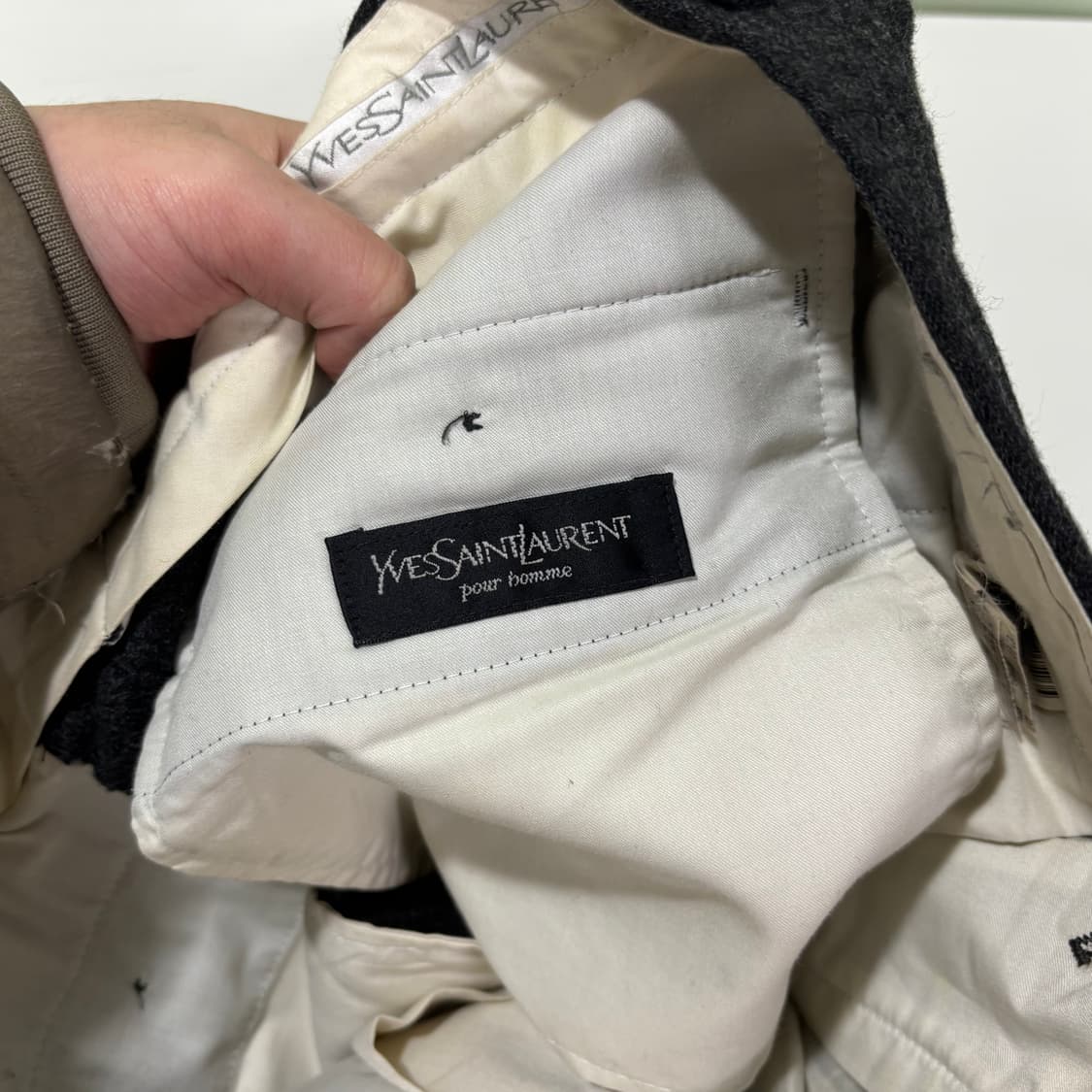 30-31 입생로랑 YSL 레귤러핏 차콜 울 슬랙스 상품이미지5