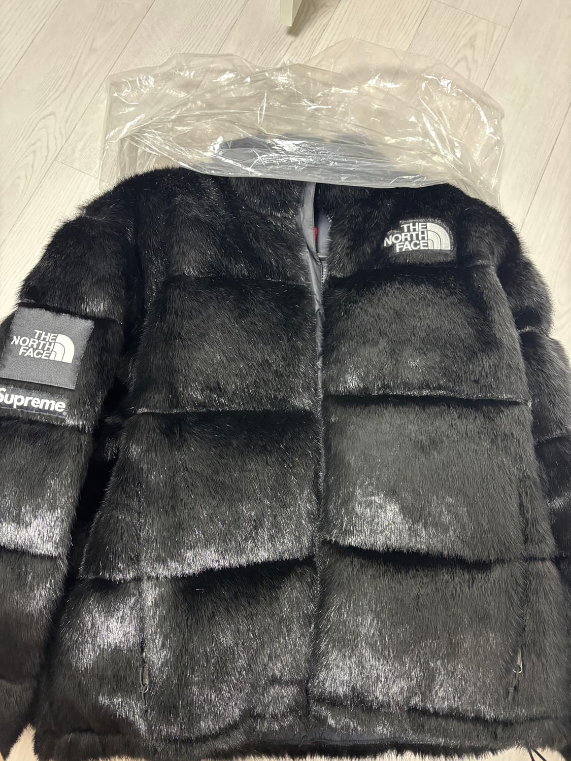 슈프림 x 노스페이스 포우 퍼 눕시 자켓 블랙 - 20FW L 상품이미지1