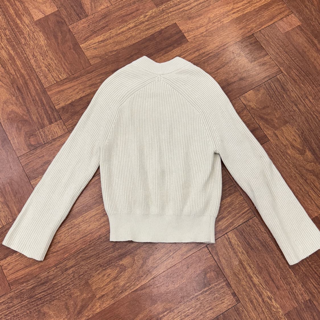 여성용 XS 캘빈클라인 CK 빅로고 니트  상품이미지2