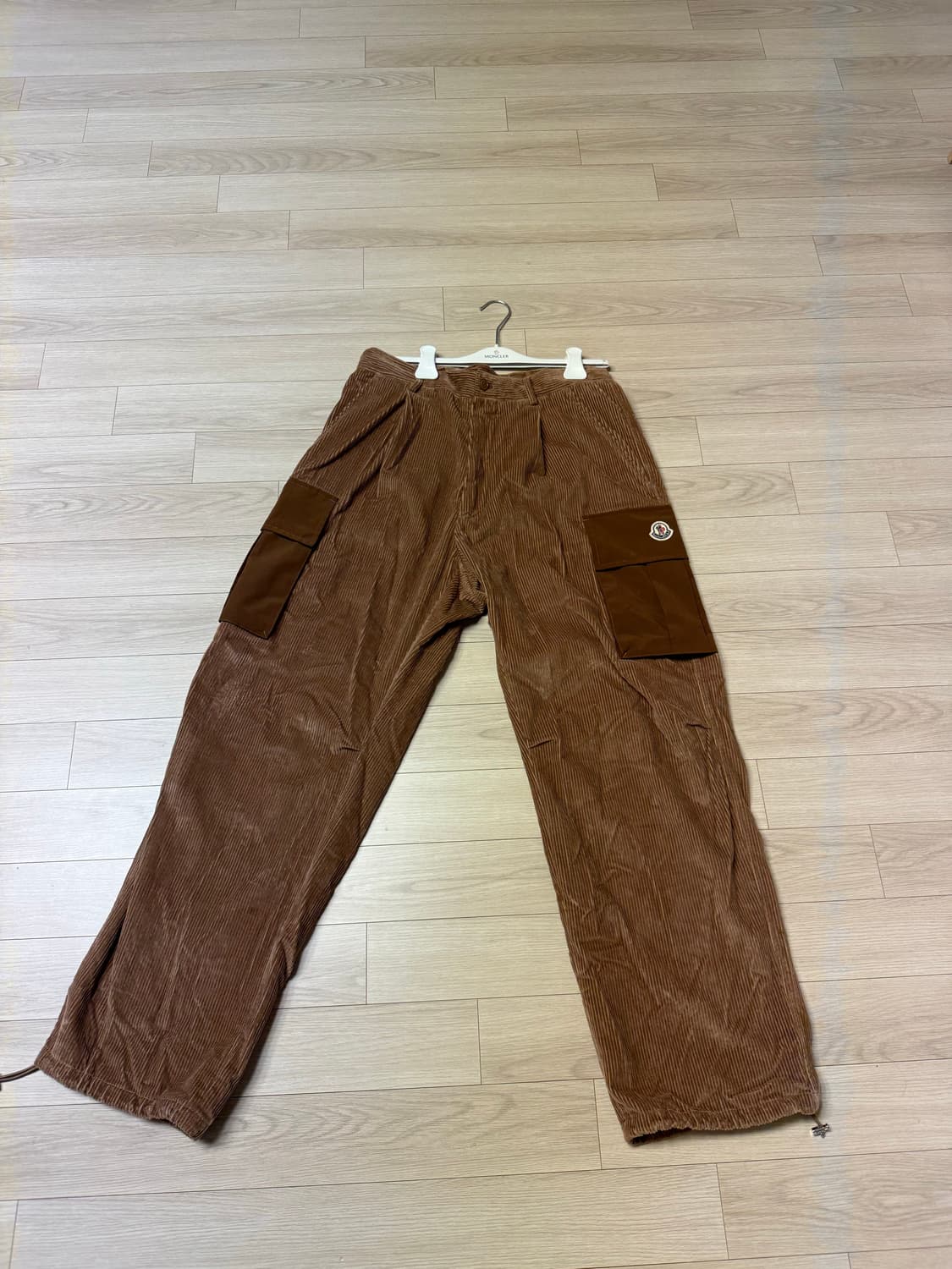 [New] Moncler Coduroy Cargo pants 48 상품이미지6