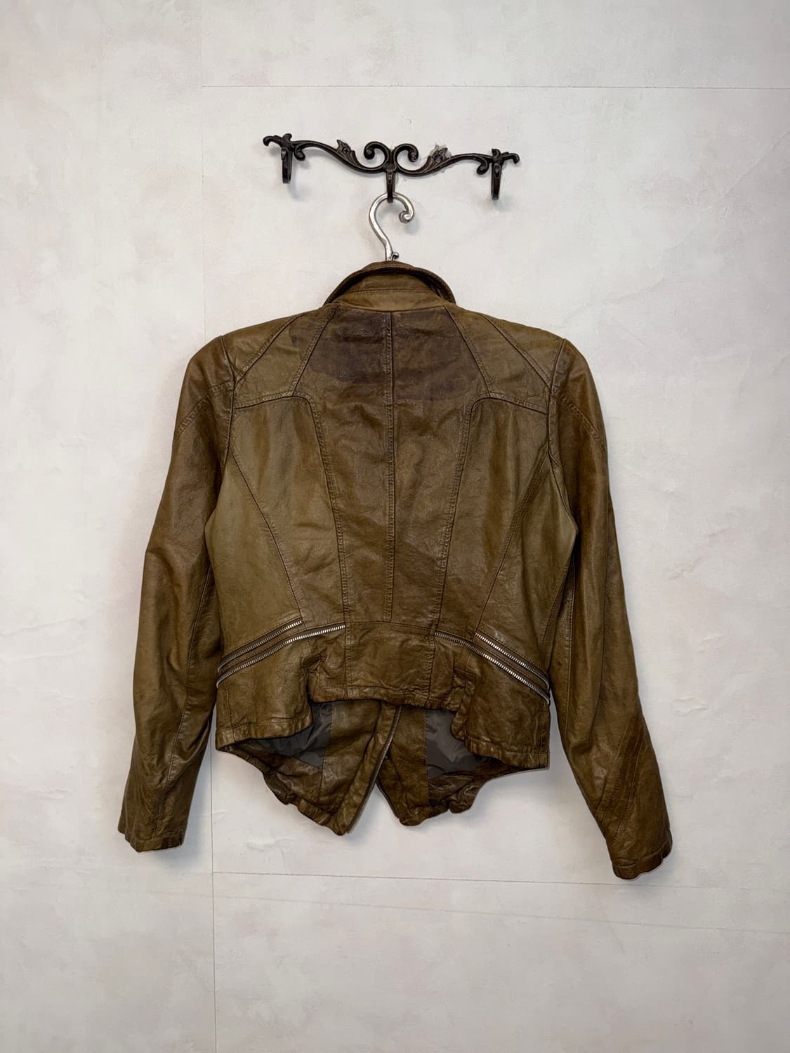 Khaki brown lamb skin zipper detail jk 상품이미지7