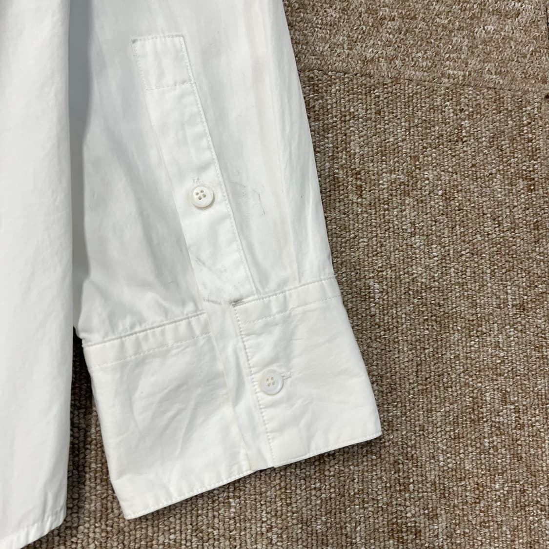 솔리드옴므 백로고 셔츠 상품이미지4