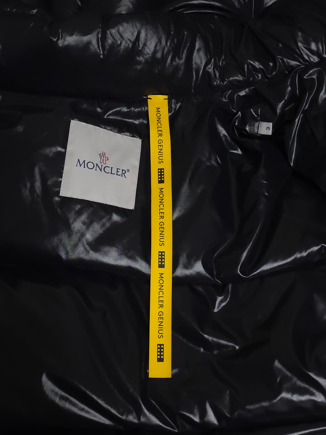 [3] 몽클레어 알릭스 22FW 알몬드 패딩 블랙 상품이미지8