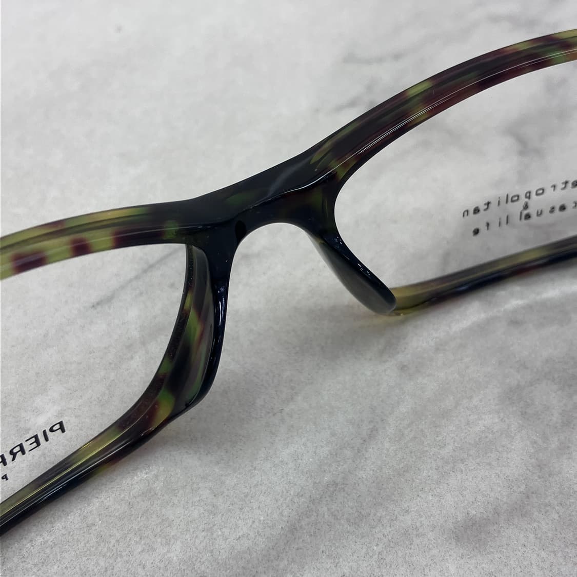 C98 피에르발망 Pierre Balmain 카키 패턴 스퀘어 뿔테 안경 상품이미지4