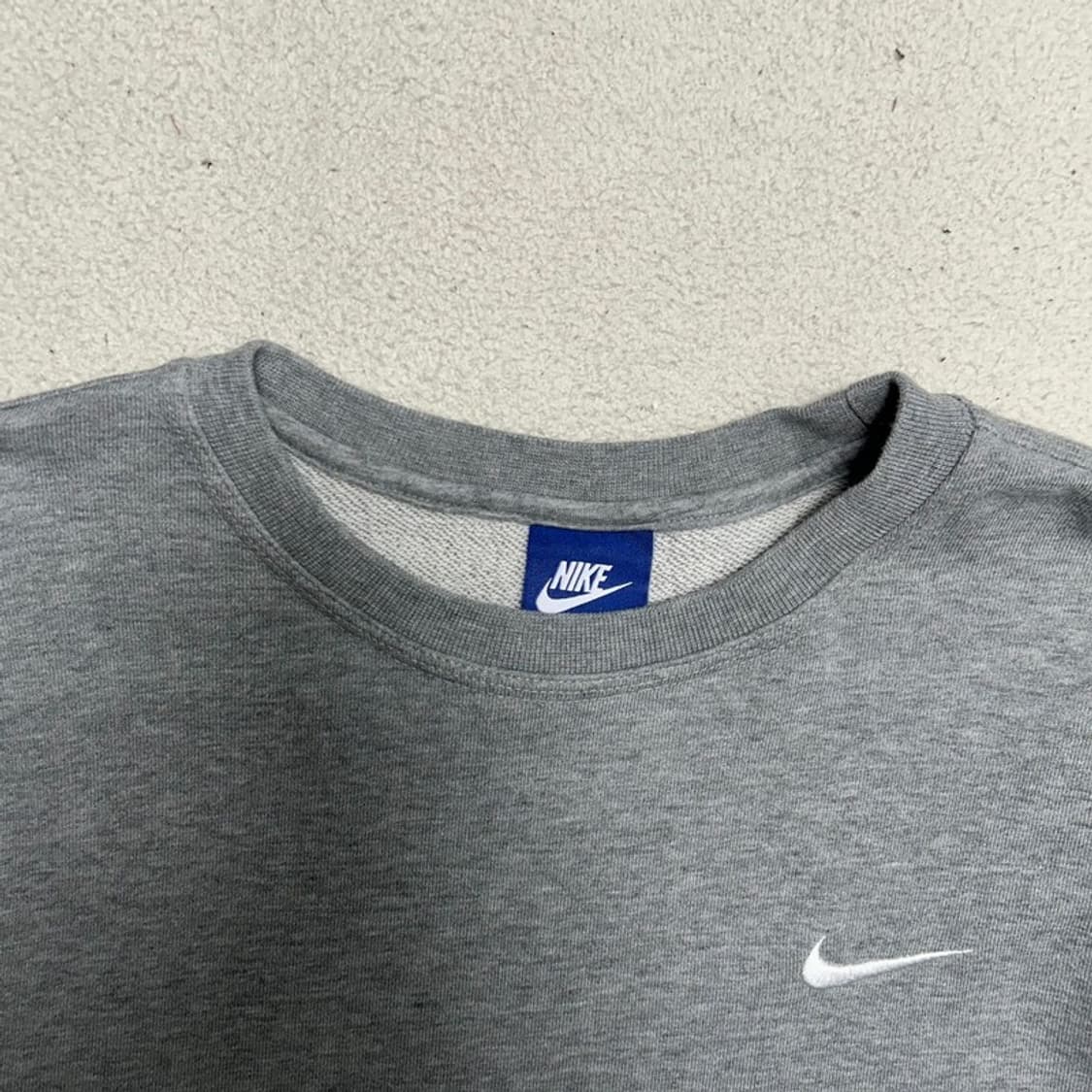 나이키 스우시 맨투맨 그레이 L 상품이미지6