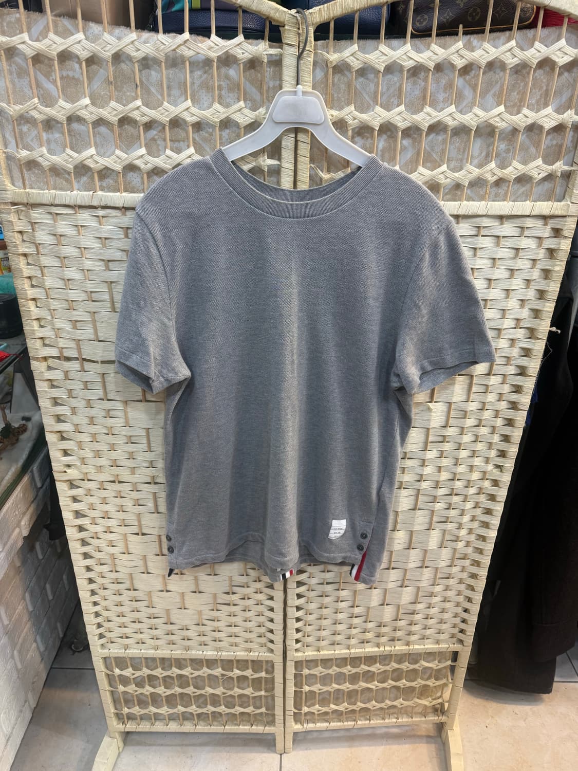 1/95 정품 톰브라운 백 스트라이프 반팔 팝니다 상품이미지1