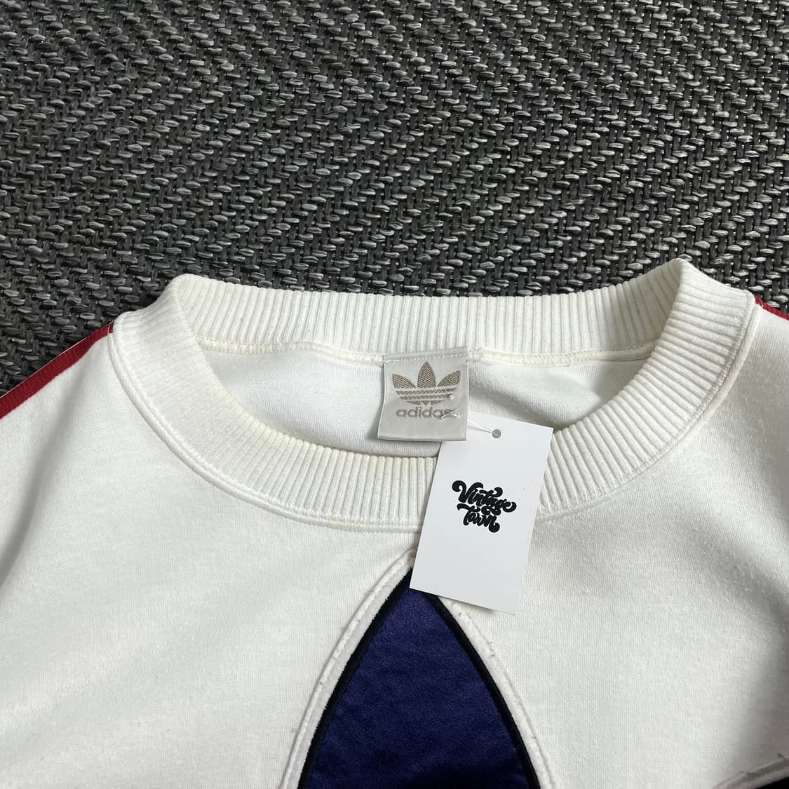 90s 아디다스 빅로고 레트로 박시핏 스웻 셔츠 o 4165 상품이미지4
